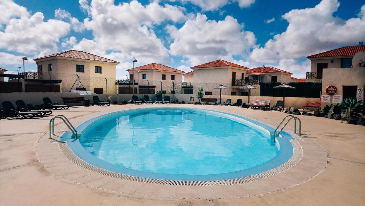 Duplex Con Piscina Corralejo, Wi-Fi Villa Bagian luar foto