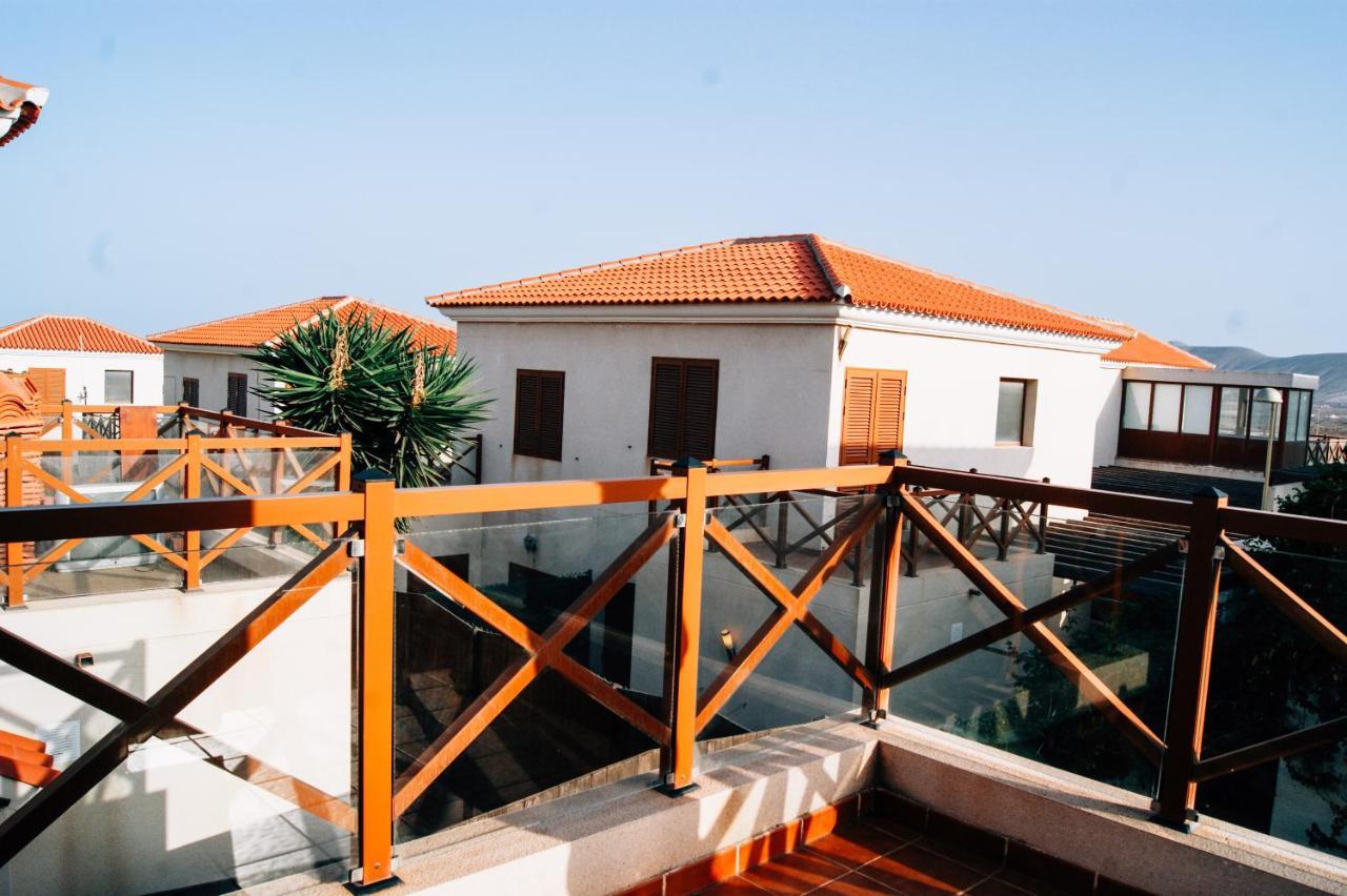 Duplex Con Piscina Corralejo, Wi-Fi Villa Bagian luar foto